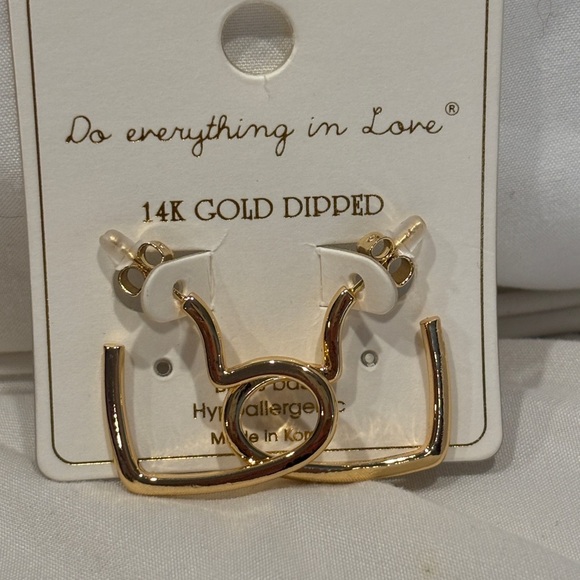 Do Everything in Love Gold Dipped Earrings - Picture 1 of 6